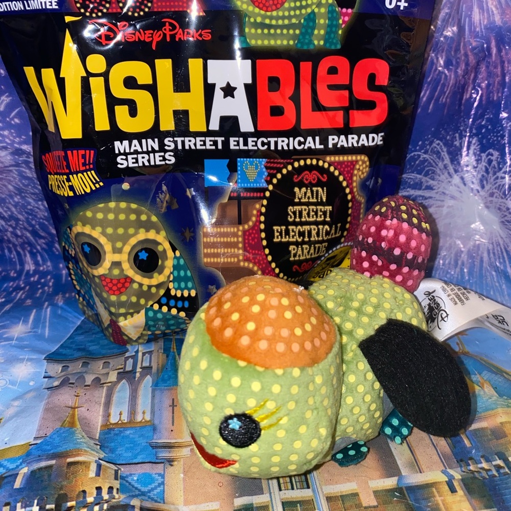 Disney Wishables Main Street Electrical Parade Mystery Plush - Lightning Bug
